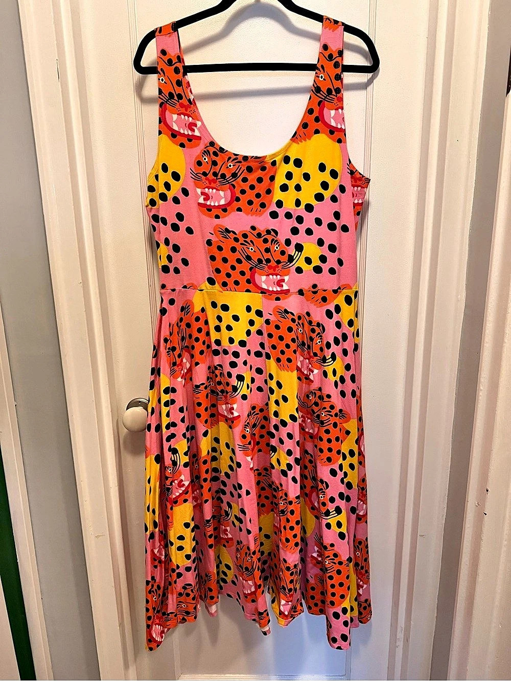Nooworks vacation dress in tiger print